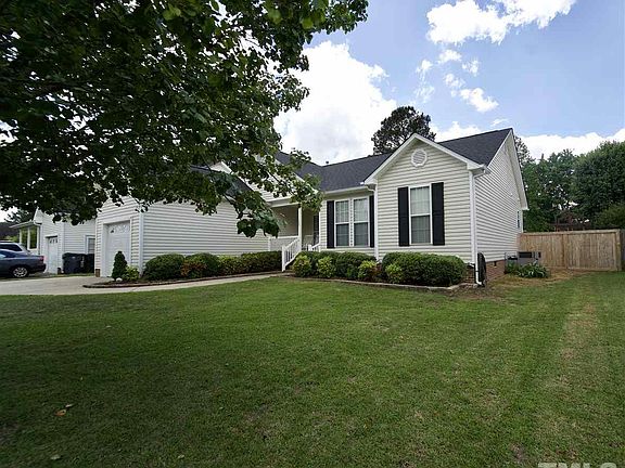 4th image of 205 Aqua Marine Ln