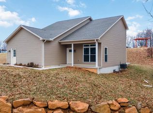 1735 Quarry Rd, Lebanon, PA 17046