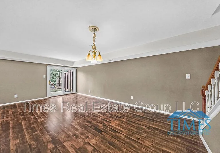 704 Worthington Dr — Photo 23