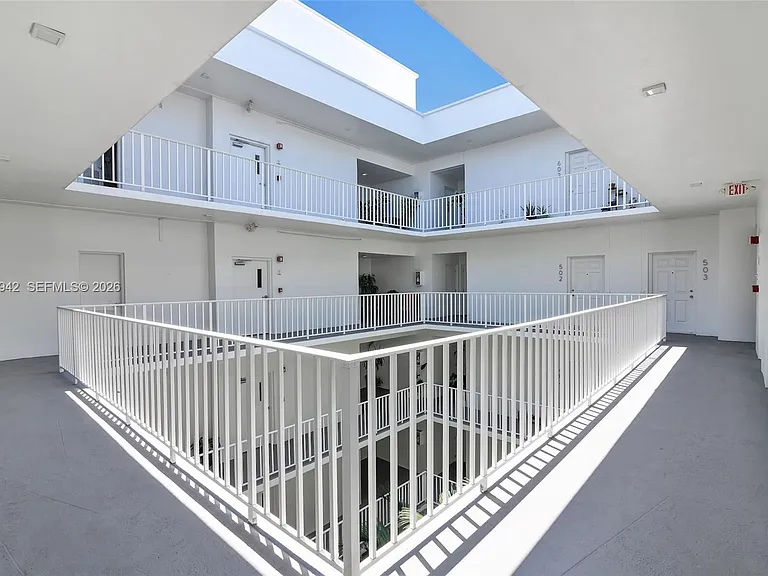 1770 E Las Olas Blvd #505 — Photo 34