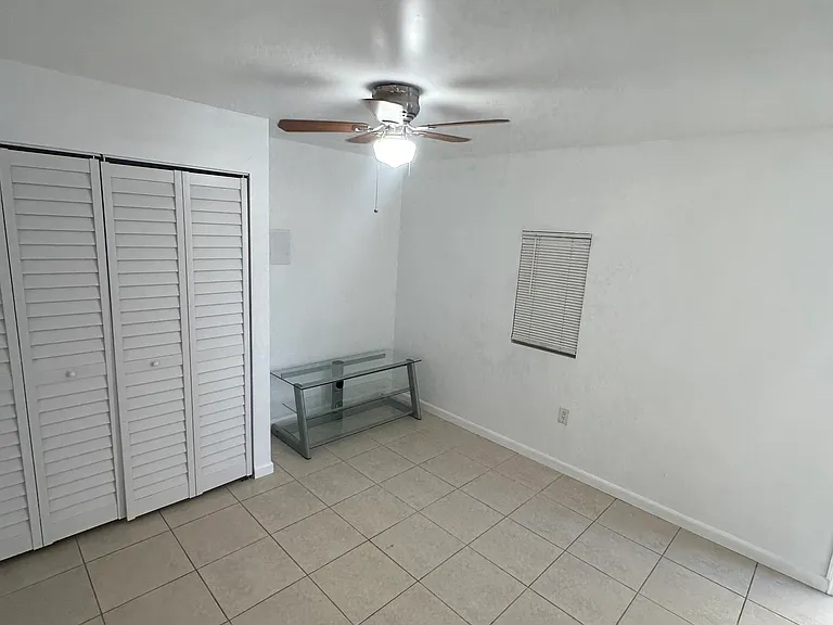 111 NW 58th Ave #3 — Photo 2