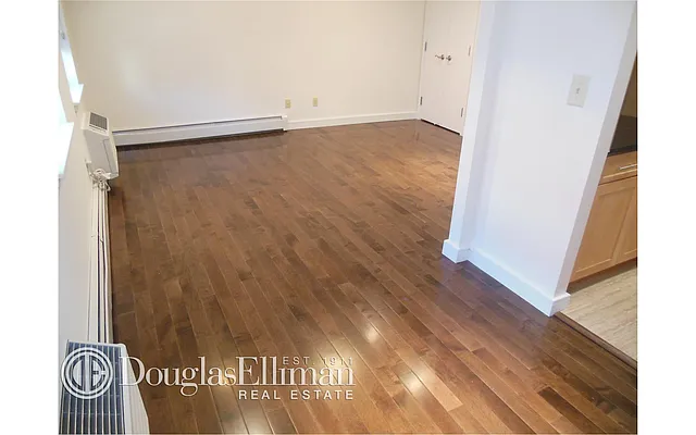 Rented by Douglas Elliman | media 38