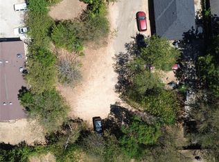 1415 S Barry Ave, Dallas, TX 75223