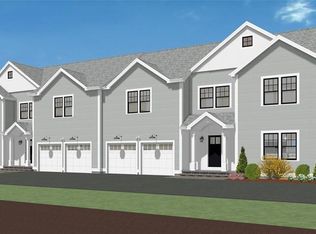 135 Maple St, Needham, MA 02492