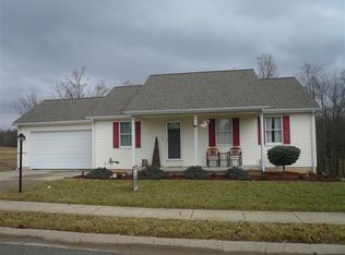 122 Elizabeth Dr, Hillsboro, OH
