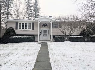 22 S Delaware St, Stamford, NY 12167