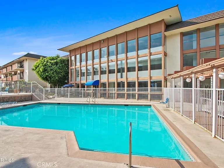 5585 E Pacific Coast Hwy — Photo 5