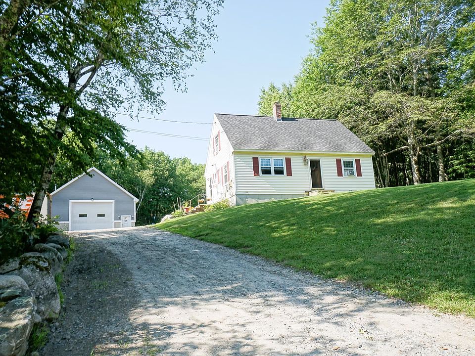 1st image of 90 Green Road