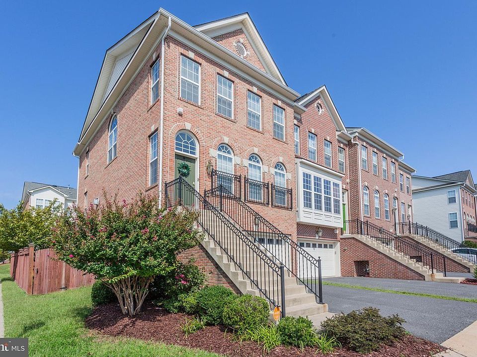 1st image of 16396 Gangplank Ln