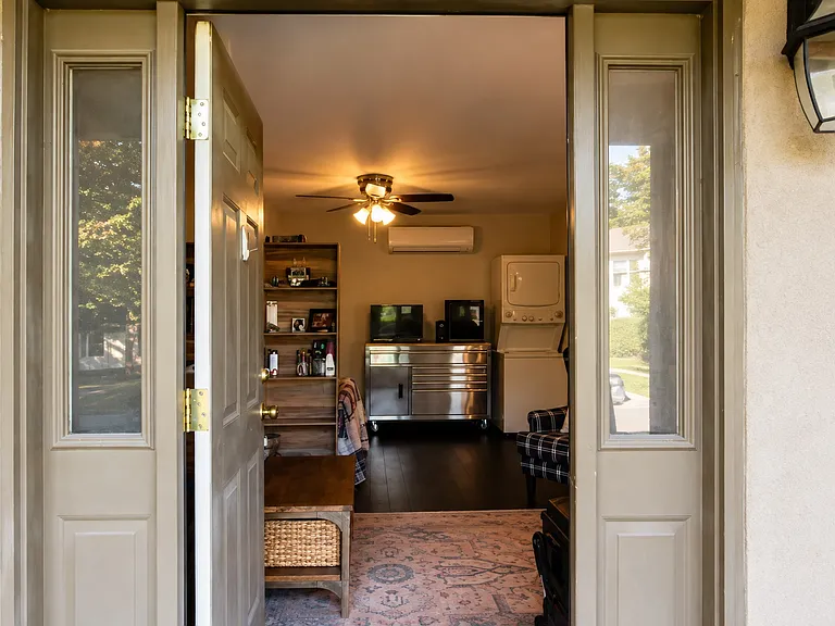 6 Pineview Ter #1B — Photo 2