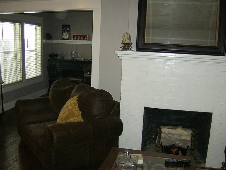 332 Lang Ct N — Photo 8