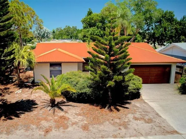 12931 82nd Ave, Seminole, FL 33776