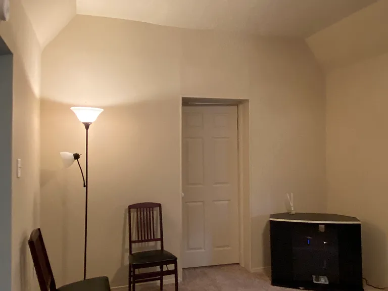 1701 Brownsville Rd #1 — Photo 3