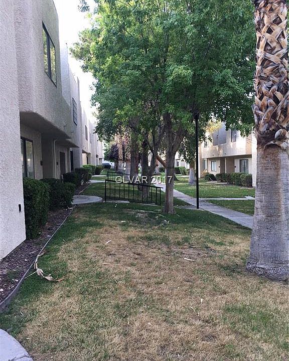 1st image of 2670 Aracatuba Ave