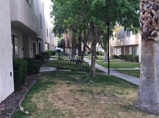 2670 Aracatuba Ave, Las Vegas, NV 89121