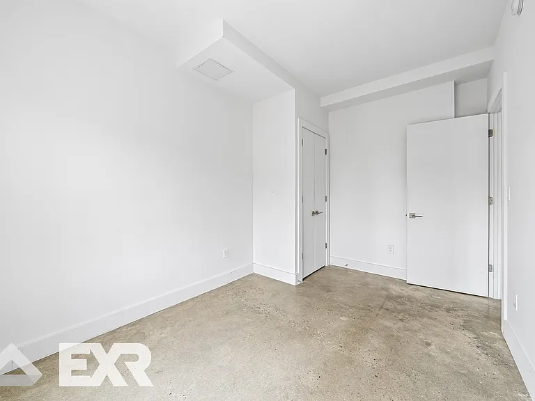 1915 Beverley Rd #601 — Photo 10