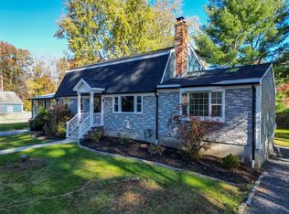 21 Roosevelt Ave, West Bridgewater, MA 02379