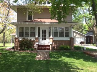 1106 W Main St, Thomson, IL 61285