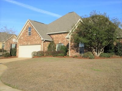 213 Eastside Ln, Brandon, MS, 39047