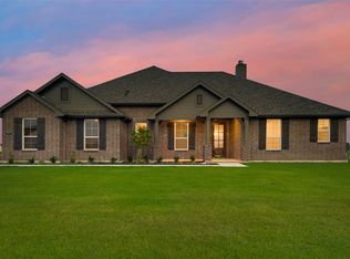 2903 Mossy Oak Dr, Terrell, TX 75161