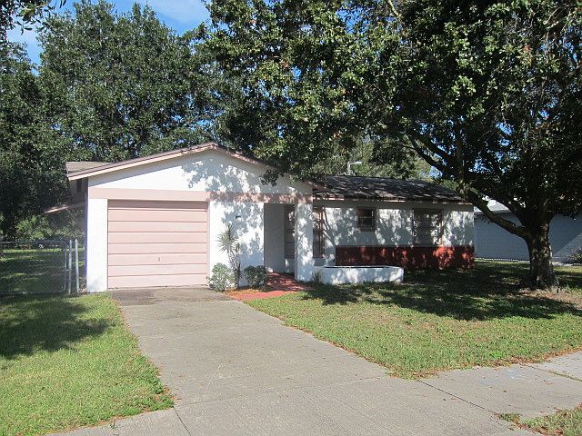 1st image of 1109 Papaya Dr