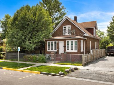 1122 Adams St, North Chicago, IL, 60064