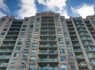 39 Oneida Cres #706, Richmond Hill, ON L4B 4T9