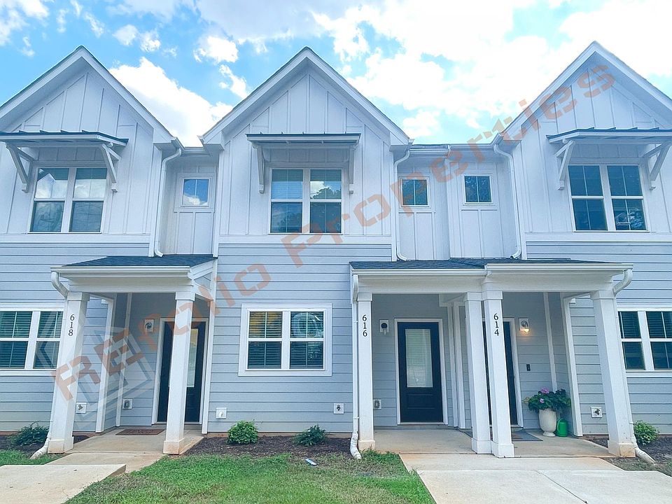 1st image of 616 Rush St