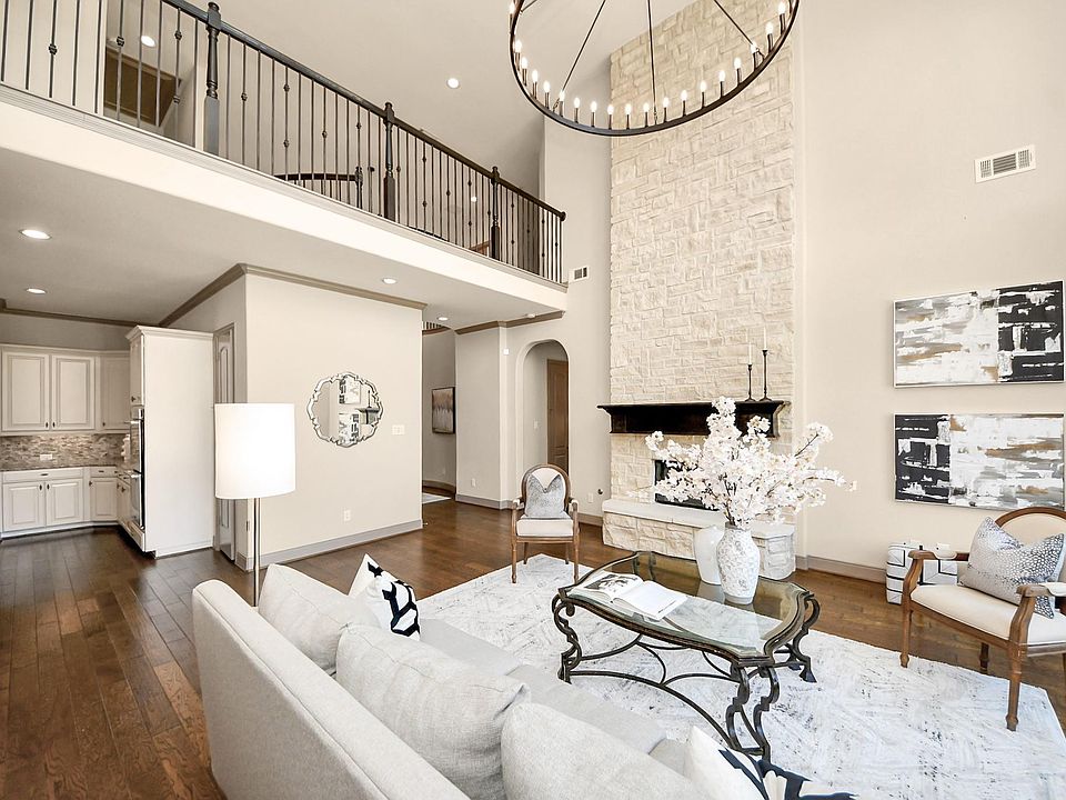 1st image of 67 Azure Lake Ct