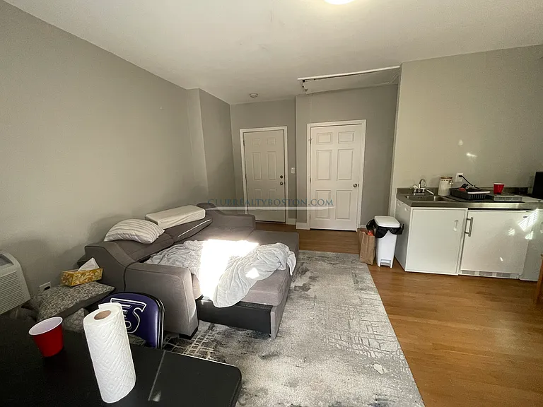 67 Loker St #1 — Photo 7
