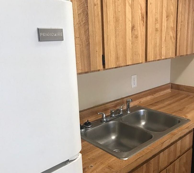1st image of 5030 SE 30th St APT C