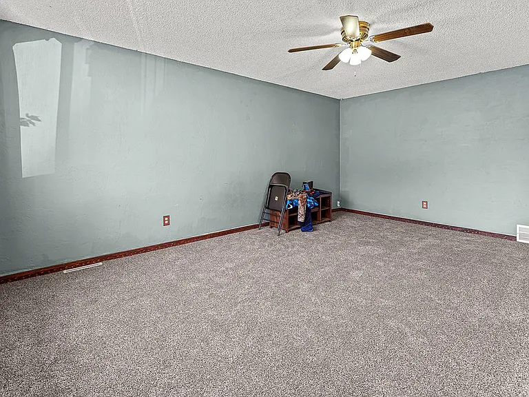 1159 Barclay St — Photo 5