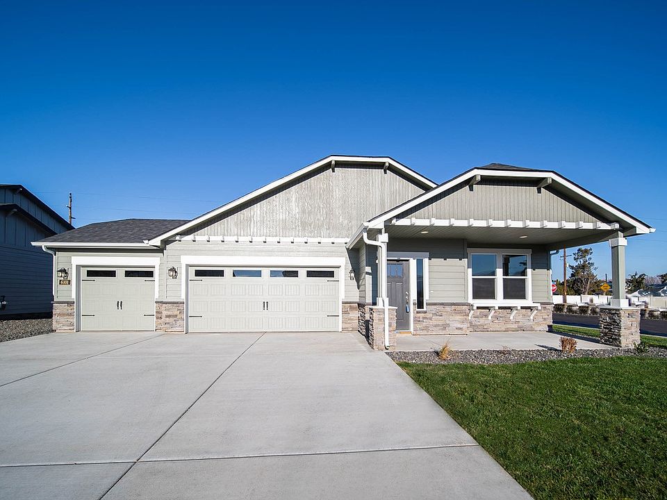 Hudson - HS 8 - Ahtanum Estates - Three Car