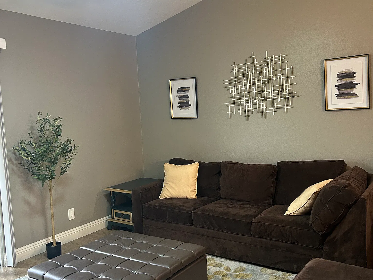 3 bed, 1326 sqft, $4,000 — Photo 4