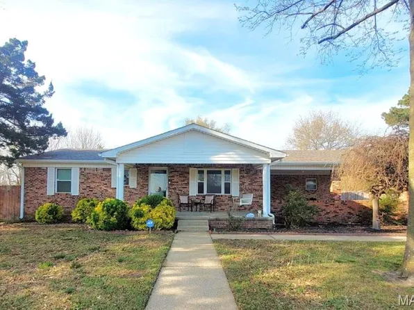 1310 George St, Kennett, MO 63857