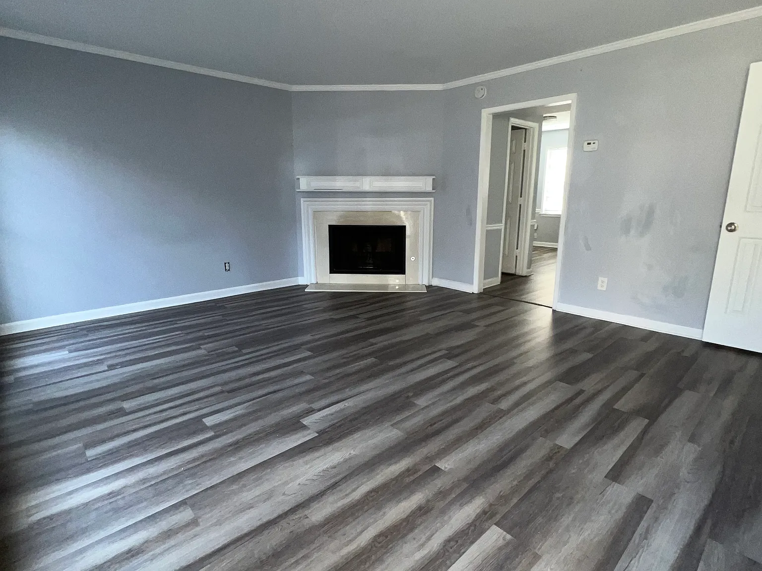 2 bed, 2.5 bath, 1200 sqft, $1,690 — Photo 3
