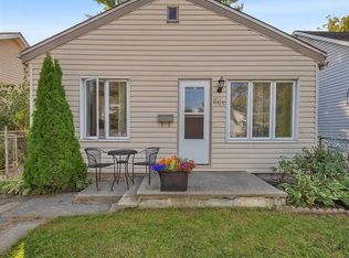 683 Stanley St, Windsor, ON N8X3B3