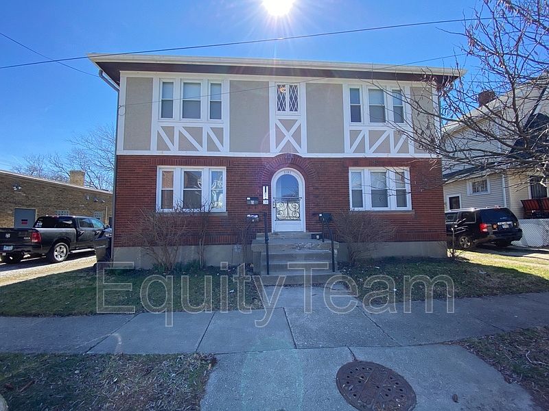 1st image of 3157 Parkview Ave APT 1