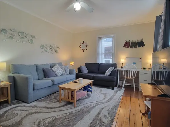 11 Hammond St #2, Newport, RI 02840