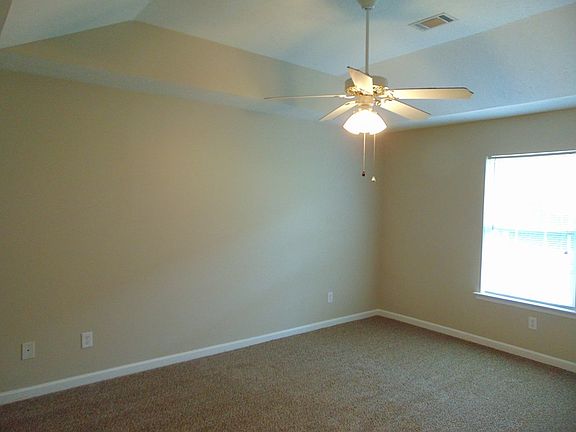 5th image of 444 Flowing Creek Dr