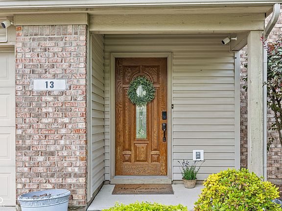 4th image of 13 Somerset Cir
