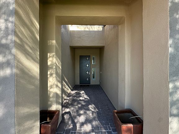 5th image of 1140 E Cherrywood Pl