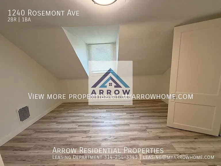 1240 Rosemont Ave — Photo 11