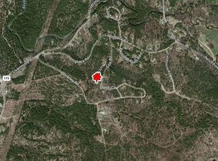 26 Oak Ln, Campton, NH 03223