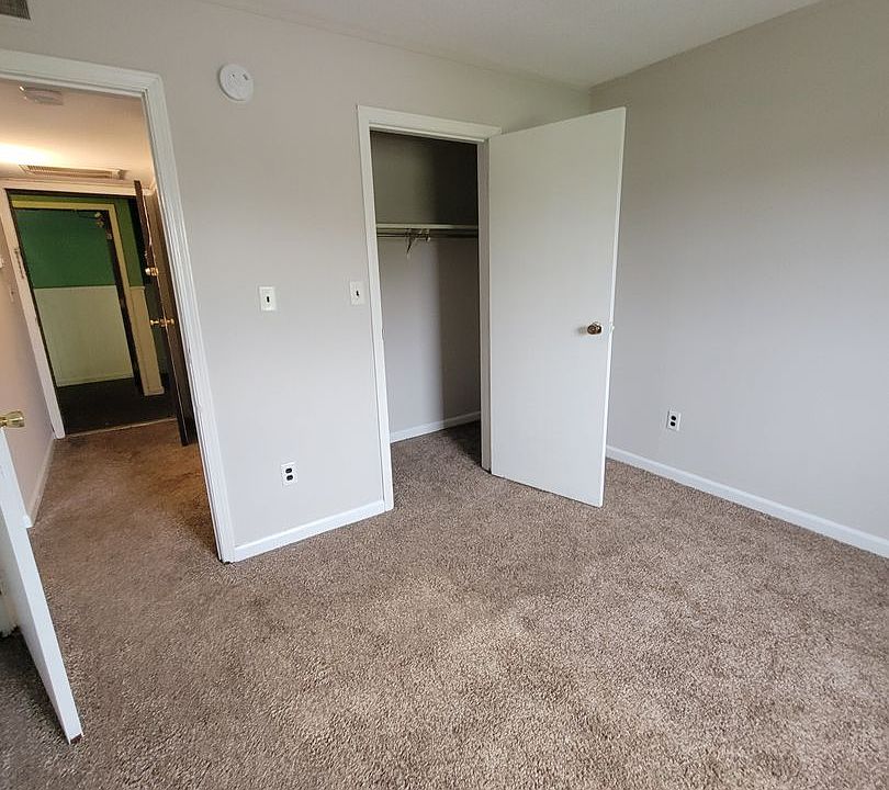 Willowbrook Apartments 1601 N Willow Rd Urbana, IL Zillow