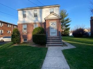 539 Hussa St, Linden, NJ 07036