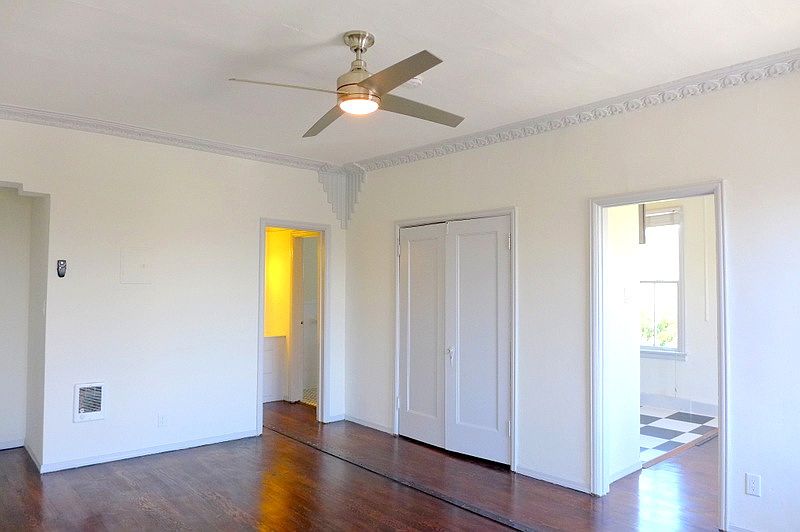 1st image of 808 S Hobart Blvd APT 506