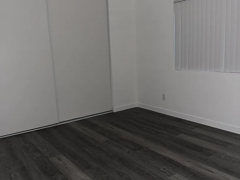 14351 Haynes St #104 — Photo 11