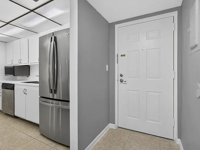 1900 N Congress Ave #201 — Photo 20