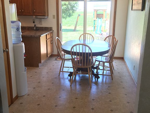 4th image of 1405 Lake Park Dr
